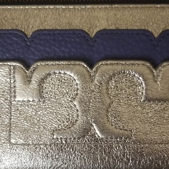 Silver Tory Burch Wallet - Picture 10 of 10